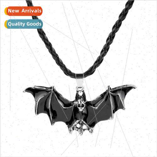Dark Gothic Exaggerated Black Bat Necklace Wings Pendant Nec