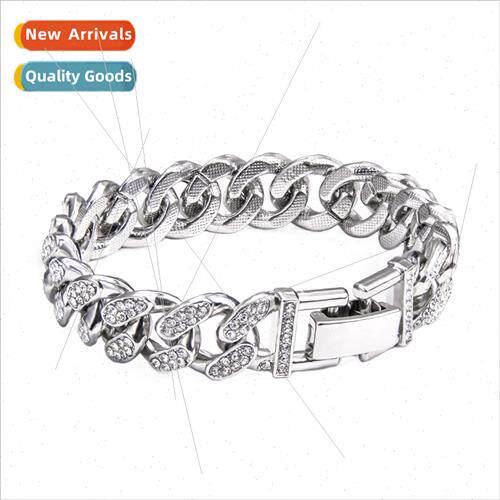 Encrusted diamond Cuban chain bracelet bracelet men necklace