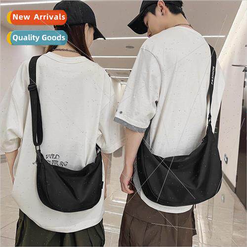 cool casual sports men and women shoulder bag students out o