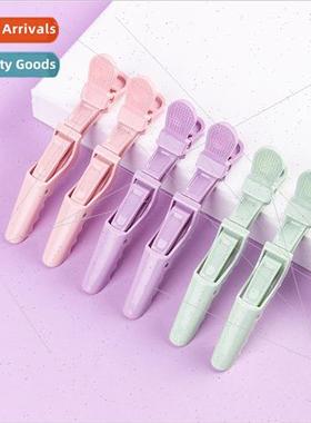 Candy-colored crocodile clips positioning styling zoning cli