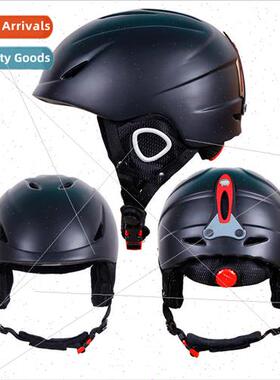 Alpine skiing sports ice men and women helmets helmet design