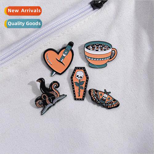 Pink Style Brooch Eye Heart Skull Moth Flame Metal Badge Cos