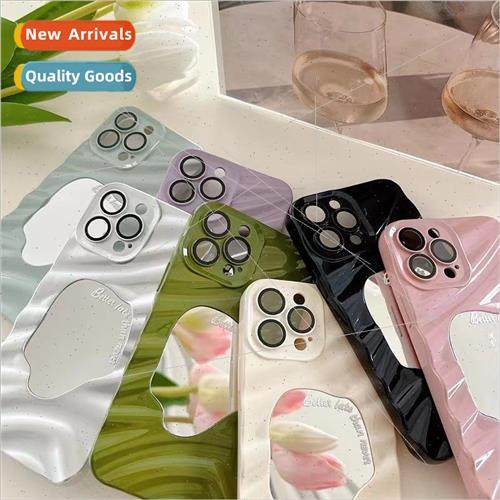 Wave Pattern Geometric Mirror Apple 15 PROMAX Premium Sense