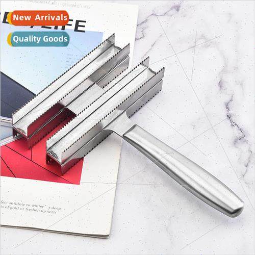 Cow Horse Wool Serrated Comb Scratch & Stop Itch Double Head