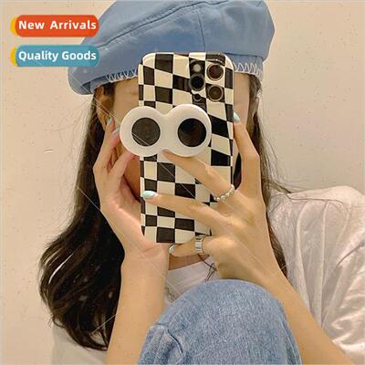 ins checkerboard checkerboard pattern big eyes stand iPhone1