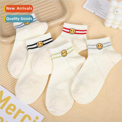 Korean  of the cute smiley short socks spring and summer col