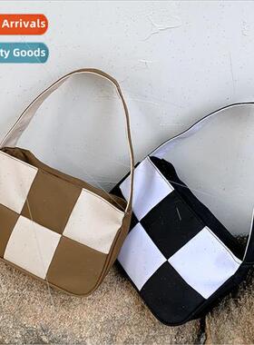 Korean fashion color blocking plaid shoulder bag 2021 autumn