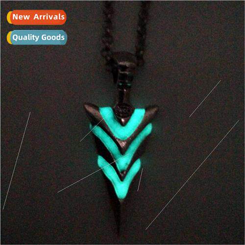 2017 new luminous necklace ARROW Green Arrow luminous pendan