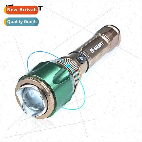Focus rechargeable flashlight XML-T6 Strong light flashlight