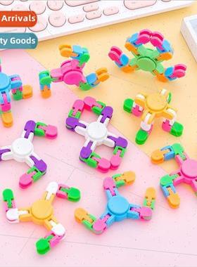 Hundred changes fingertip gyro decompression chain gyro four