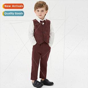 fashionable gentleman dress whi vest the boy Korean suit