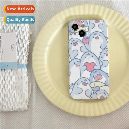 Cute Full Screen Love Strawberry Shark 适用 Apple 13/14ProMa