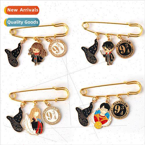 Magic Academy cartoon character jewelry brooch witch witch h
