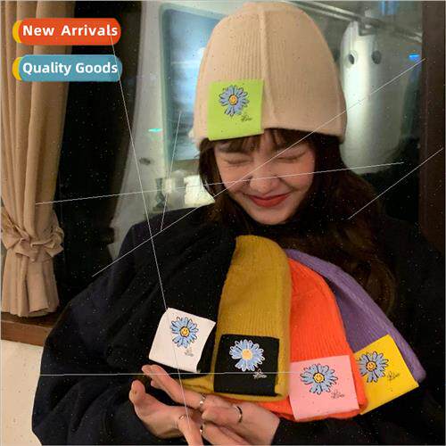 solid color large flower label knitted fisherman hat modelli