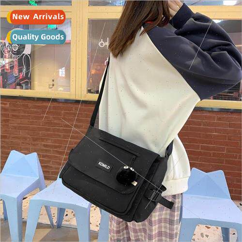 New cool Hong Kong  casual shoulder bag female 2023 literary