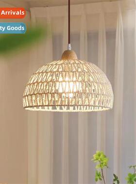 Japanese-style log cream wind restaurant chelier dining tabl