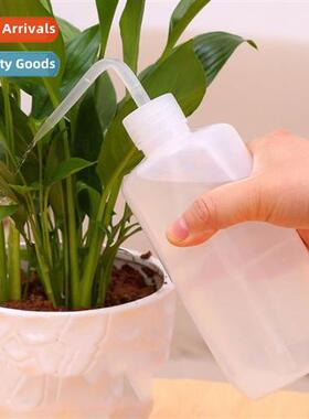 Squeeze succulent watering can lg spout curved spout pot wat