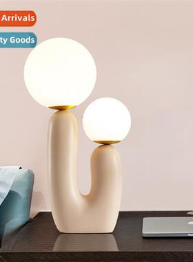 Post-modern ins creative art living room powder table lamp S