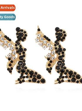 Simple alloy diamd earrings vintage metal black angel charac