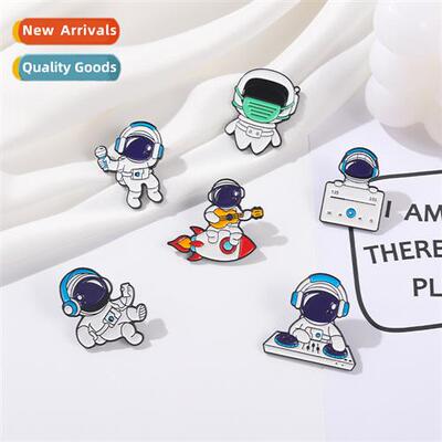 New astraut series alloy brooch carto cute rocket shape oil