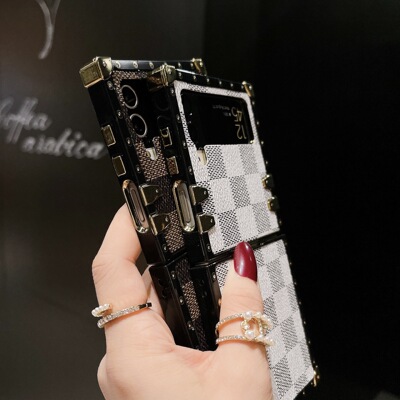 Tide 适用Samsung Z Flip4/5 Square Checkered Folding Phone Ca