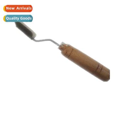 Wooden hle pineapple pick Pineapple peeler Pineapple grommet