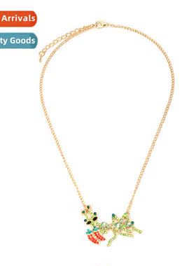 Simple zinc alloy creative insect mantis diamd necklace retr