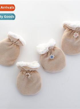 Baby physical anti-scratch face gloves autumn  winter padded