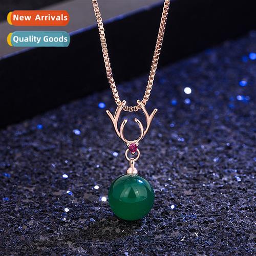 Ethnic style red corundum green agate antler pendant female