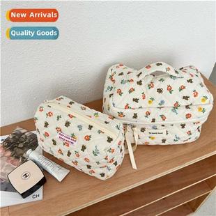 carto bear flower cosmetic bag large capacy portable travel