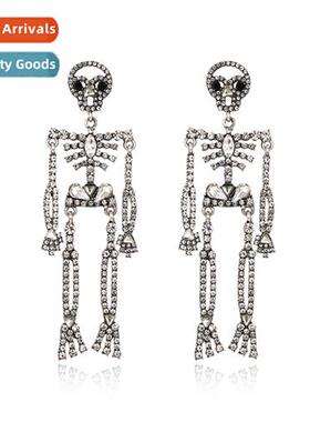 New creative full diamd skull earrings retro Halloween spook