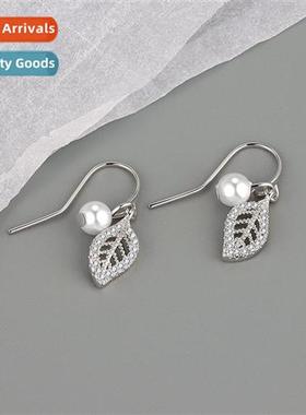 2022 new hollow small leaves ear hook fresh retro set zircia