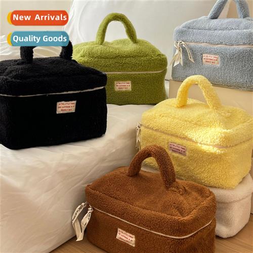 Furry cute makeup bag Japanese simple hheld toiletry bag lar