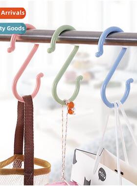 Plastic S-shaped small hooks behind  door kchen hooks creati