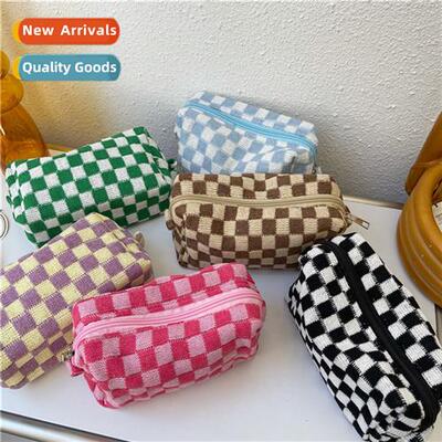 Korea ins checkerboard grid knted cosmetic bag color clashin