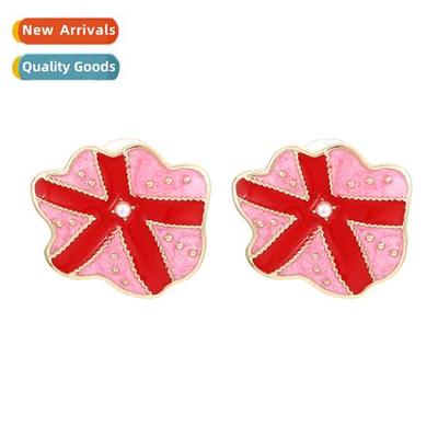 New persaly irregular zinc alloy lacquer inlaid pearl earrin