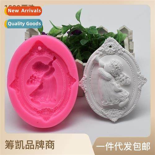 Blow trumpet angel shape car aromarapy plaster tag chocolate