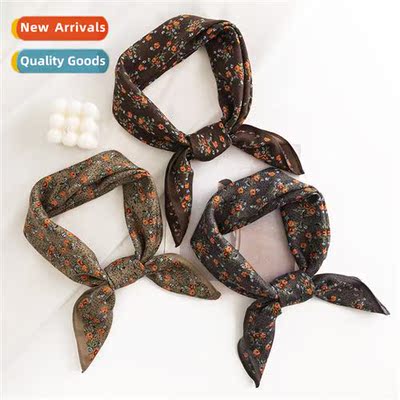 Lerary retro style printing simulati silk scarf fresh sweet