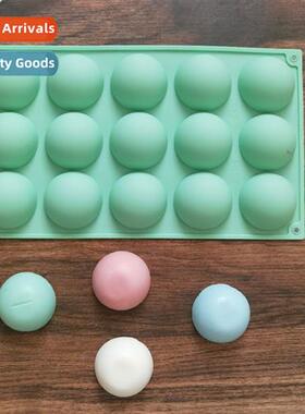 15 csecutive large semicircles, 436 cakes, biscus, candies,