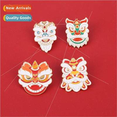 Chinese new creative Christmas tiger mask mask alloy brooch