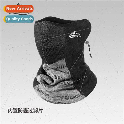 Autumn winter warm outdoor transport skiing mountaineering d