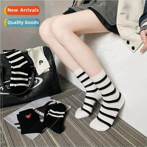 Socks women spring fall mid-calf socks black whe striped spo