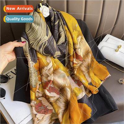 Flower Harbor Guanjin fish flowers fire black gold   Satin l