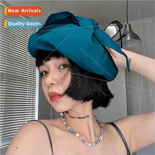 A gift Spice Girls peacock blue beret male cute bow hat fema