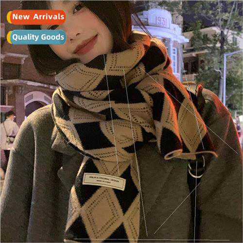 Plaid scarf female winter retro Korea  senior sense diamond