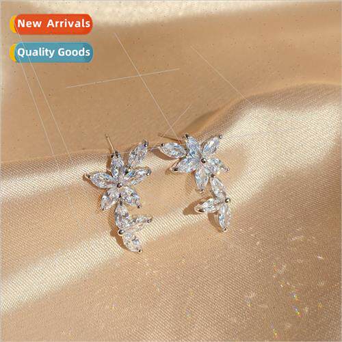 che simple flower earrings Korea delicate shiny inlaid zirco