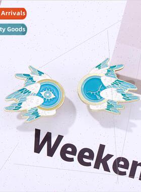 New creative cartoon wings feathers eyes alloy brooch clothe