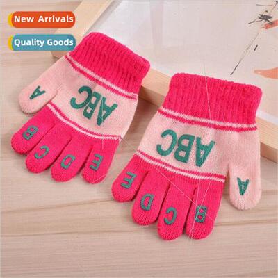 Winter warm children full-finger knted cartoon elementary sc
