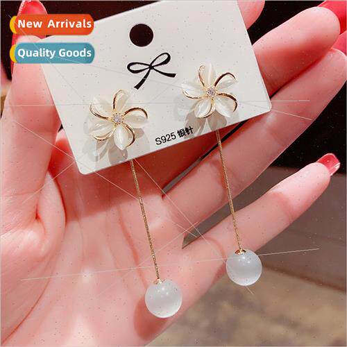 Fashion cat eye stone pendant flowers long earrings Korea 92