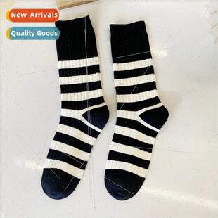 black and whe Sports cotton childrens striped socks